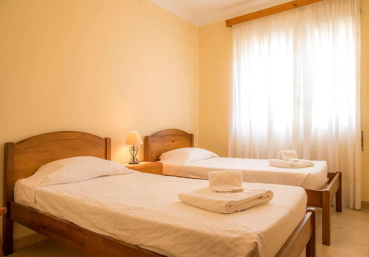 B32 - Portimao Central Apartment Португалия