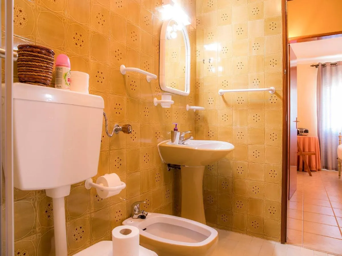 B32 - Portimao Central Apartment 0*,  Portugal