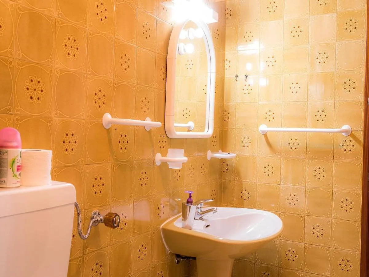B32 - Portimao Central Apartment Португалия
