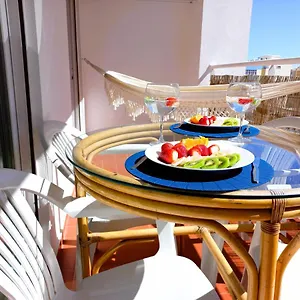 Nelo's Cousy Place Apartamento